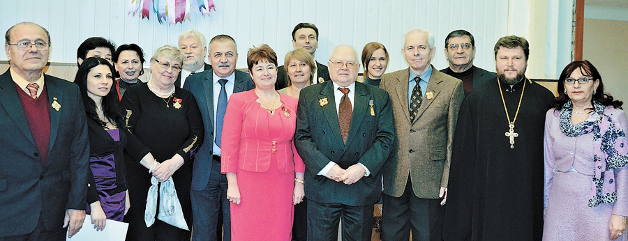 Вітати Товариство дружби «Україна — Болгарія» з ювілеєм прийшло багато шанованих гостей. Фото автора