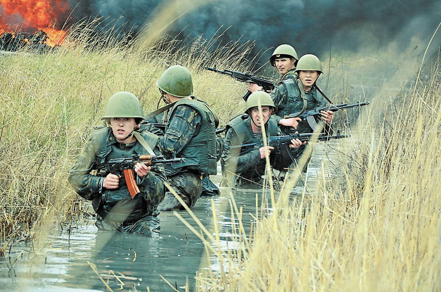 Збройні сили нарощують інтенсивність бойової підготовки. Фото з архiву редакцiї