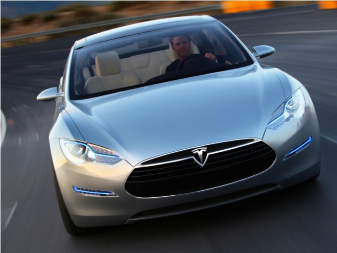 Tesla Model S на 80 відсотків виготовлений з алюмінію
