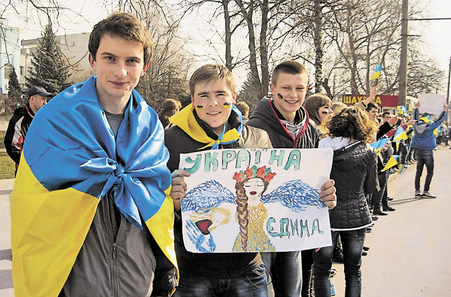Багато в чому президентський план спирається на ініціативну молодь. Фото з сайту inews.km.ua