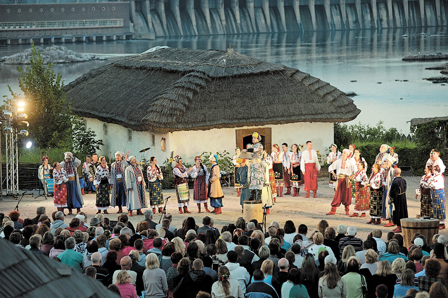 Ландшафтна театралізована постановка опери зібрала рекордну кількість глядачів. Фото надане автором