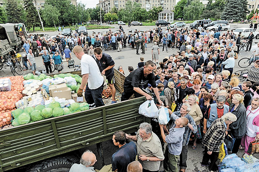 Жителям визволених територій Українська держава надає допомогу з перших днів. Фото з сайту ukranews.com