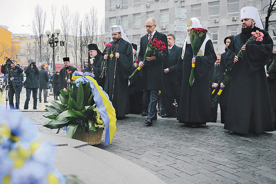 Українці здобули право жити у своїй країні і боротимуться за нього далі.Фото з сайту kmu.gov.ua