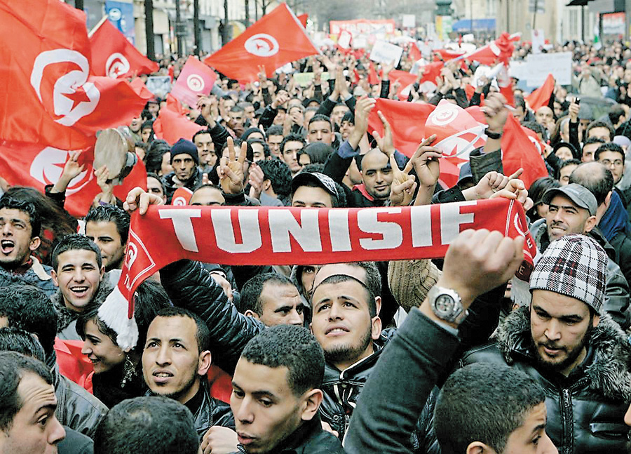 Жасминова революція стала поштовхом до масових протестів у інших арабських країнах. Фото з cайту nbcnews.com