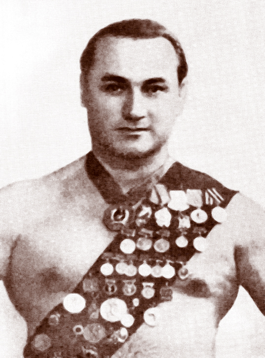 Спортивному довголіттю Якова Куценка, який впродовж 14 років утримував звання чемпіона СРСР, можна лише позаздрити. 