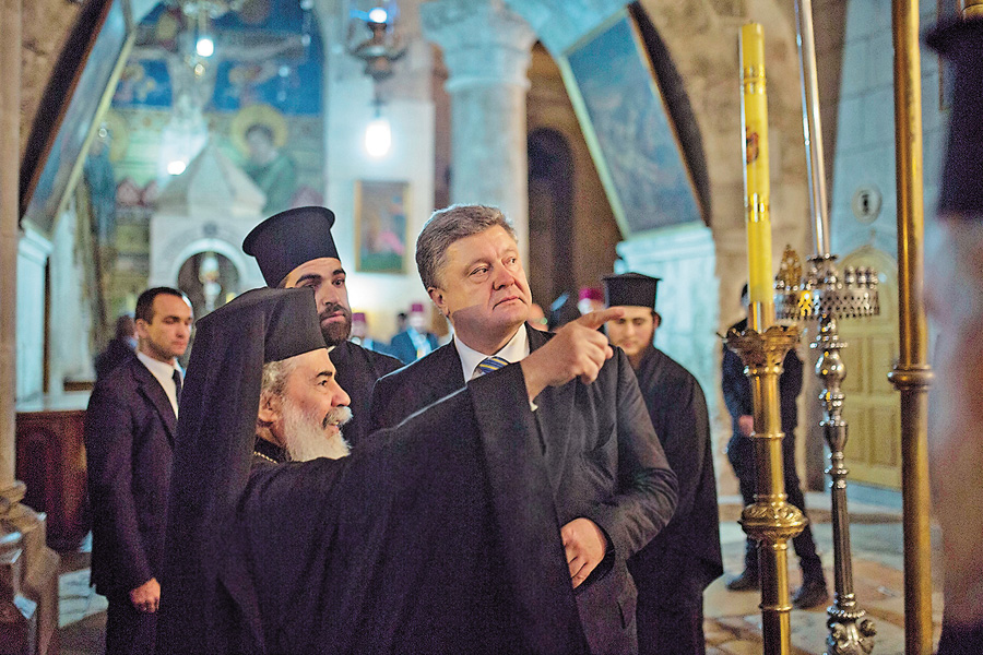 Патріарх Теофіл ІІІ закликає до єдності — і в радості, і в горі. Фото Михайла ПАЛІНЧАКА