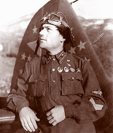 За свідченнями однополчан, Сергій Щиров збив понад 30 літаків ворога, які за вказівкою Берії перестали записувати на особистий рахунок опального радянського аса.
