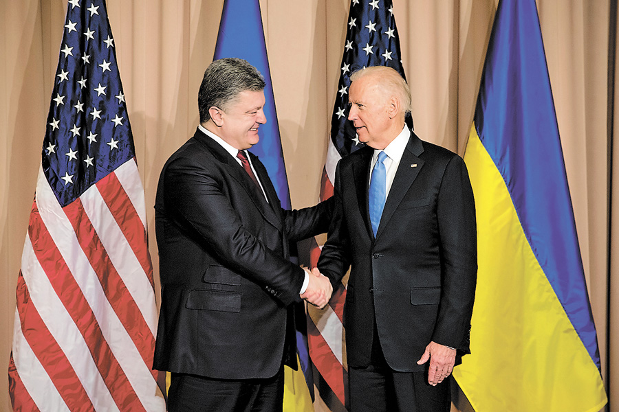 Петро Порошенко і Джо Байден домовилися про координовані дії проти спільних викликів. Фото Михайла ПАЛІНЧАКА 