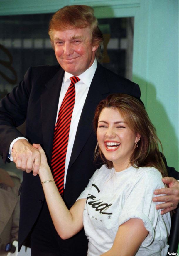 У 1996 році Трамп придбав права на проведення конкурсу краси «Міс Всесвіт». Еліс Махаді з Венесуели, яка отримала корону того ж року, пізніше звинуватила Трампа у грубому ставленні до неї