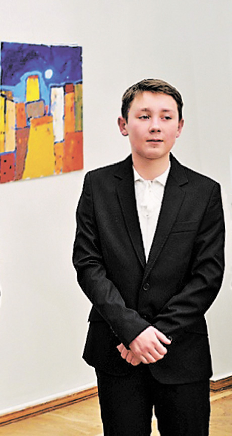 Юний художник перемагає в конкурсах із шести років. Фото надане автором