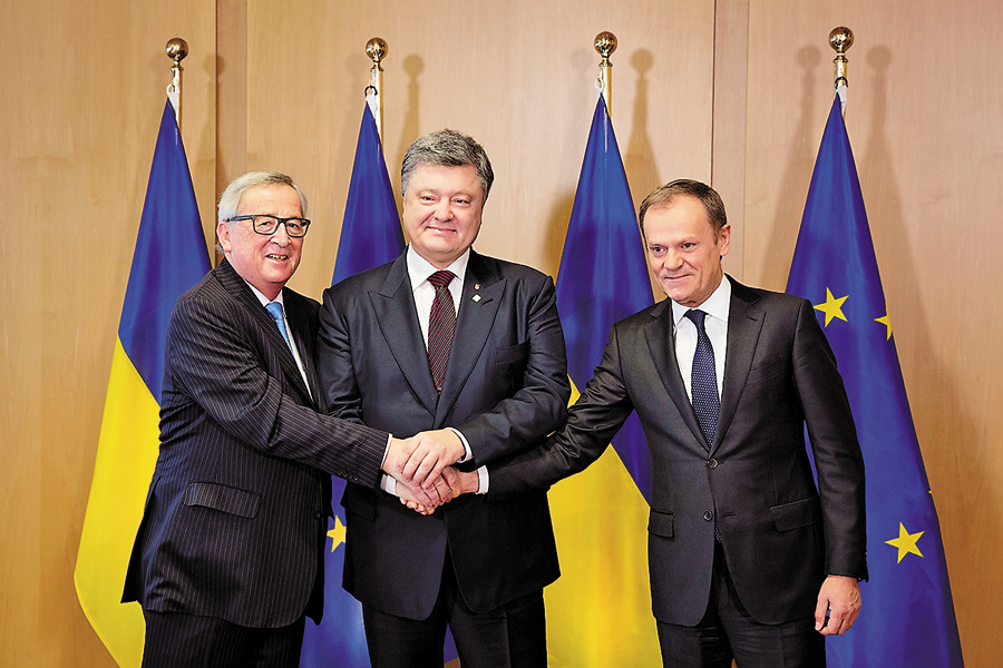 На позицію Жан-Клода Юнкера і Дональда Туска Петро Порошенко відреагував з великим оптимізмом. Фото Михайла ПАЛІНЧАКА