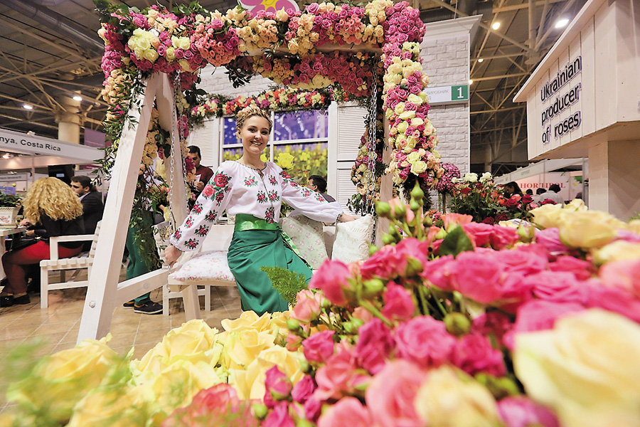 Серед найпомітніших проектів Flower Expo Ukraine 2016 — соціальний «Квіти – енергія життя», ініційований Всеукраїнською  благодійною організацією «Союз українських  квітникарів». 