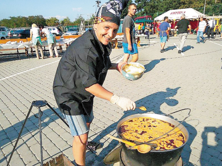 Бограч — страва угорських пастухів — обов’язковий на фестивальному «Етноказанку»