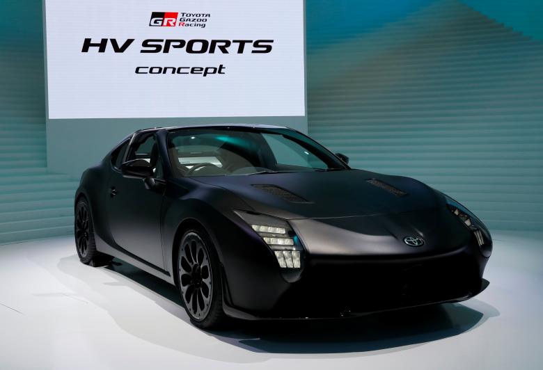Toyota показує HV Sports. РЕЙТЕР / Кім Кен-Хун