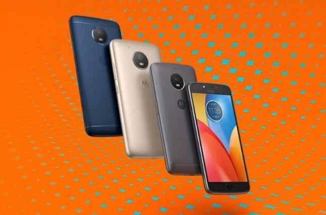 Смартфони будуть доступні в трьох кольорах © The Verge