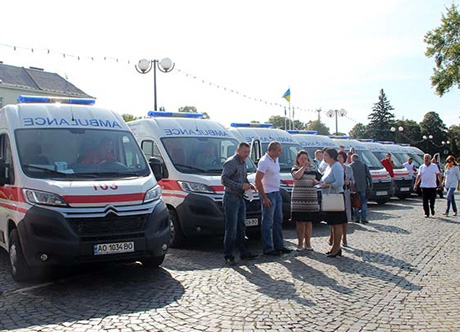 Останні хвилини перед від’їздом у гірські населені пункти. Фото надане автором