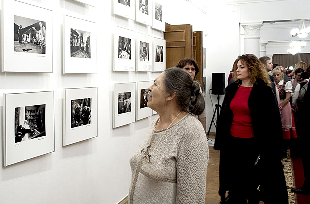 Черкащани проявили жвавий інтерес до експозиції. Фото з сайту museum.ck.ua