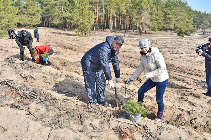 Робота виявилася радісною. Фото надала Державна екологічна інспекція в Луганській області