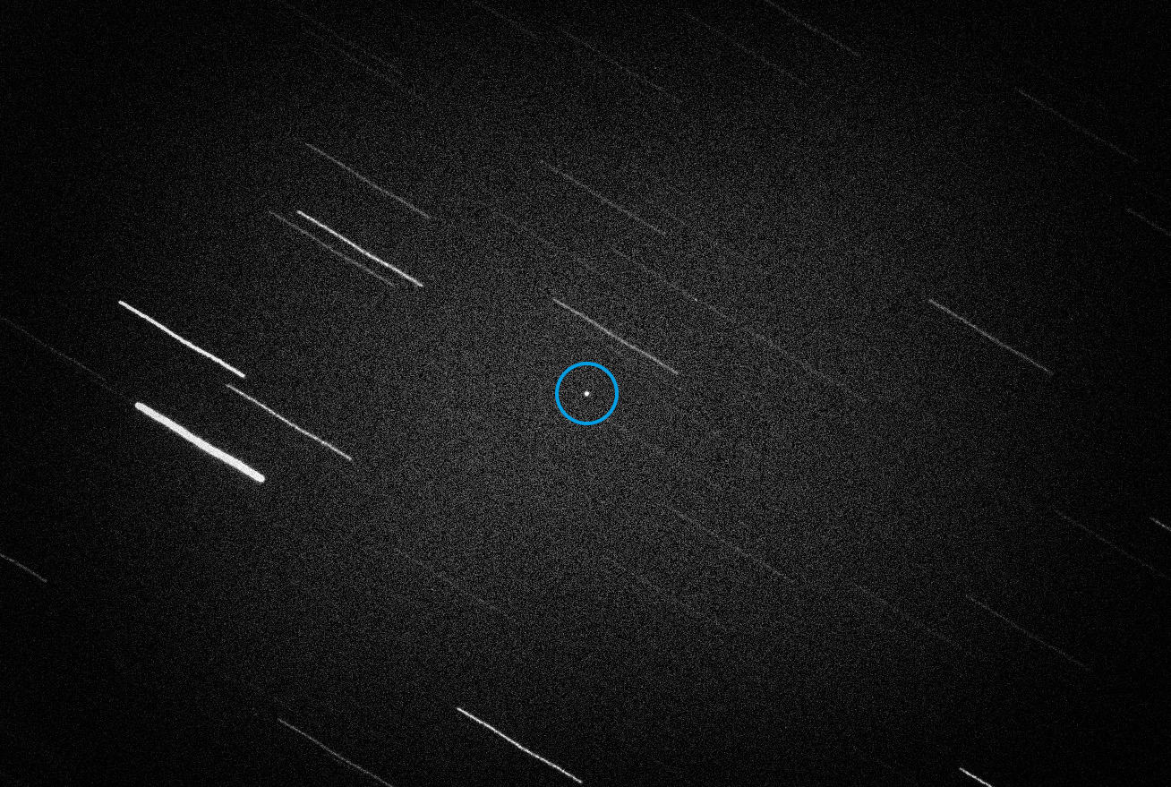 Потенційно небезпечний астероїд 2020 AN3, розмір якого може досягати 505 метрів. Знімок отриманий одиночним кадром зі 180-секундною витримкою в момент наближення астероїда до Землі. Credit: Gianluca Masi / The Virtual Telescope Project