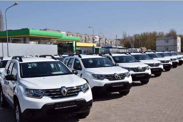 Ці автомобілі вже працюють у сільських амбулаторіях. Фото з сайту provce.ck.ua