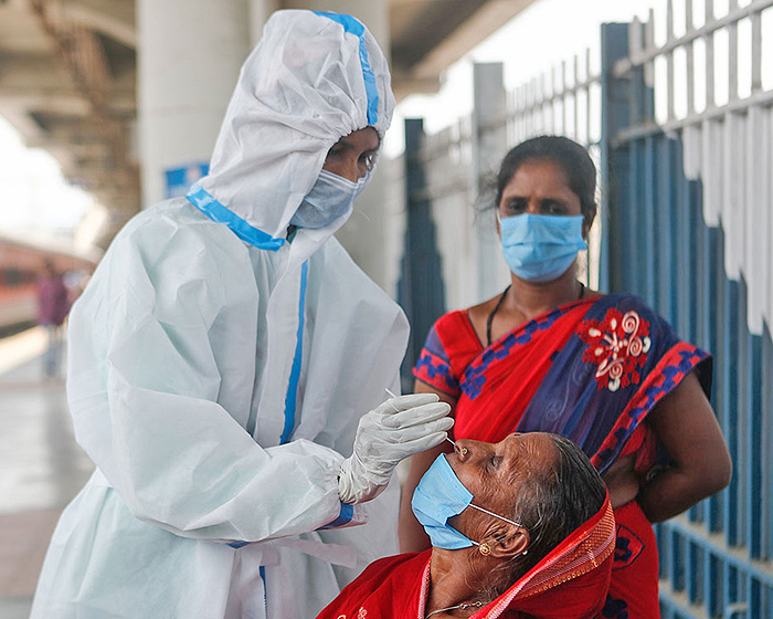 Індія нині чи не найбільше потерпає від пандемії. Фото з сайту jantaraaj.in