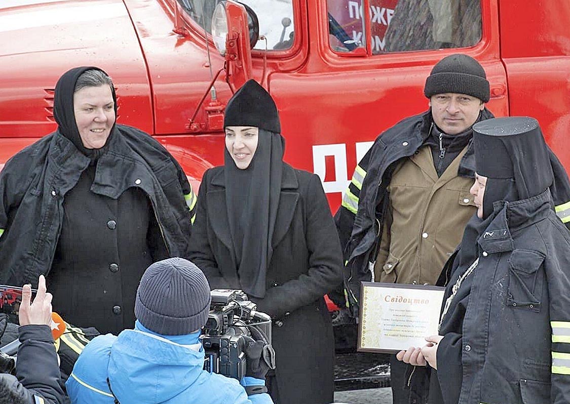 Добровольці з монастиря готові будь-якої миті прийти на допомогу. Фото з сайту https://cherkasy/church.ua