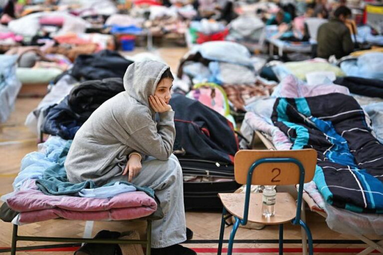 Серед українців, які виїхали в ЄС, рятуючись від війни, понад 95% — діти та жінки. Фото з сайту nikopolnews.net