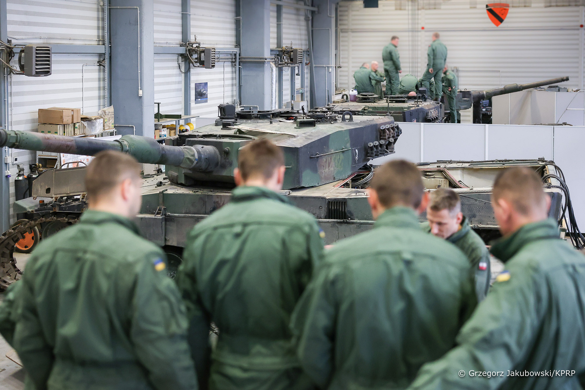 Польща не лише пообіцяла передати танкову роту Leopard 2A4, а й швидко організувала навчання українських танкістів на своїй території. Фото з сайту prezydent.pl