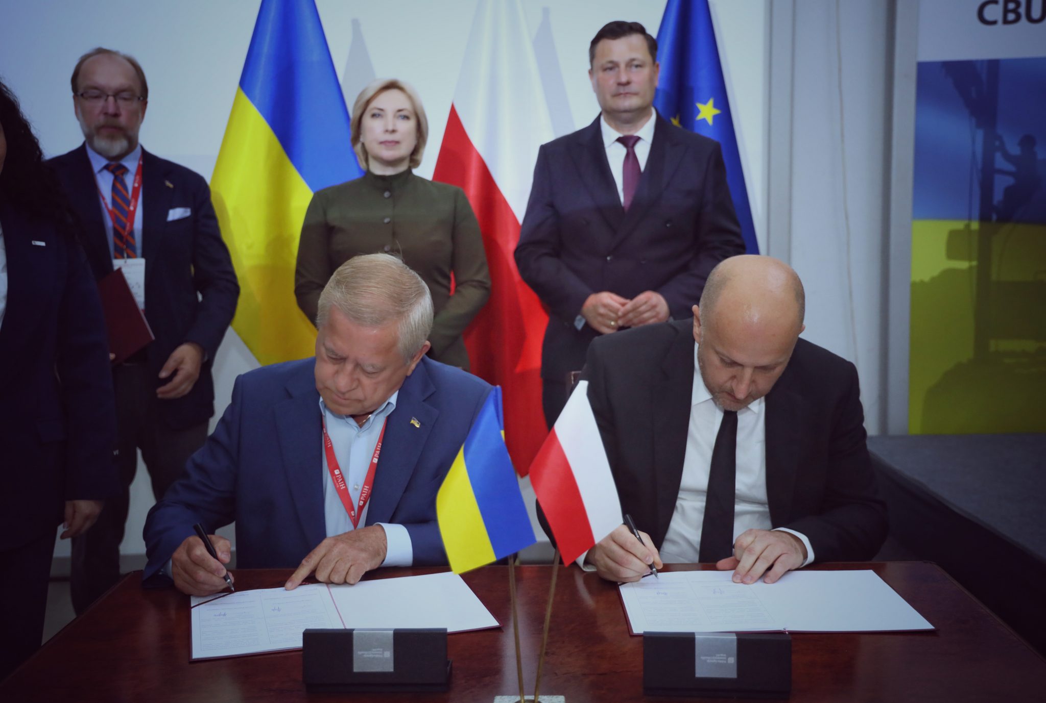 Один з підписаних під час заходу меморандумів — про співпрацю між Польським агентством інвестицій та торгівлі й Українським союзом промисловців і підприємців. Фото з сайту minre.gov.ua