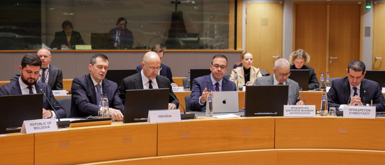  Український міністр наголосив, що країна  вистояла цю зиму зокрема завдяки підтримці й допомозі партнерів. Фото з сайту mev.gov.ua