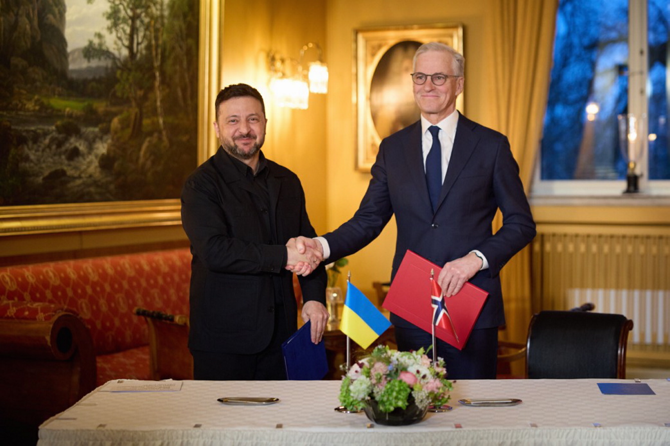 Підписаний Володимиром Зеленським і Йонасом Гаром Стере документ є першим кроком до Drone Deal Фото з сайту president.gov.ua