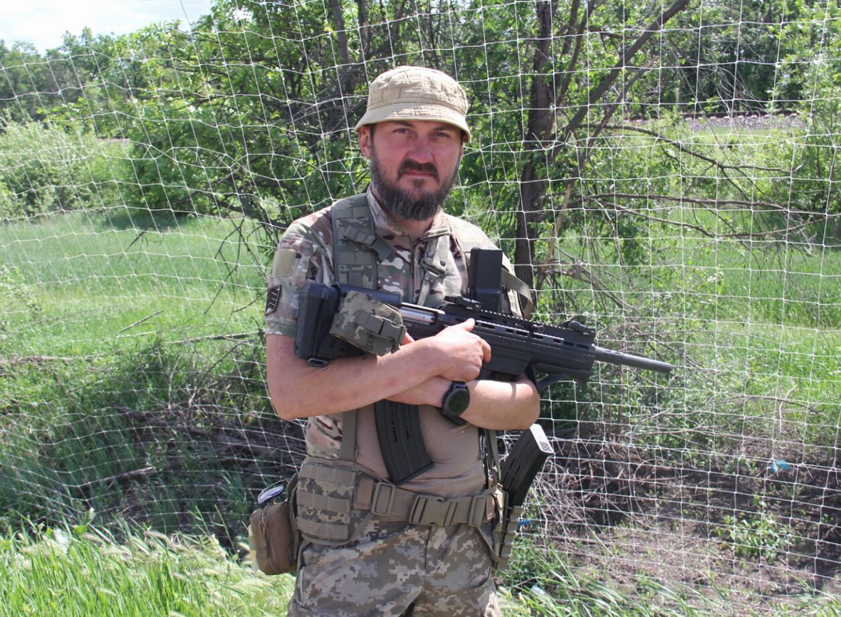 Власним досвідом Дмитро наголошує, що робота військових інженерів дуже важка, але вкрай потрібна. Фото Олександра МАРЧЕНКА