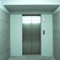 Хто відповідає за утримання ліфта?