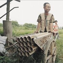 Китайський фермер захищається... гарматою