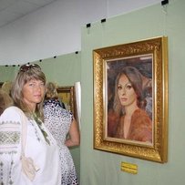 Унікальна виставка об’єднала мистецтвознавців та художників-близнят 