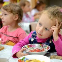 Чи буде шкільний обід у чорнобильців?