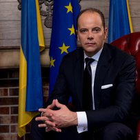 Почесний консул України у Бельгії Кріс Бекерс: «У ці важкі часи бельгійський уряд залишається з Україною»