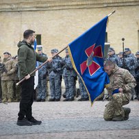 День усіх, хто присвячує своє життя життю країни