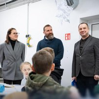 Щоб зробити професію вчителя більш конкурентною