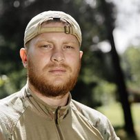 Війна істотно зміцнює стосунки між людьми