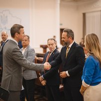 Активно працювати задля спільної перемоги