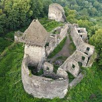 Зруйнований Невицький замок оновлять  до кінця 2020-го