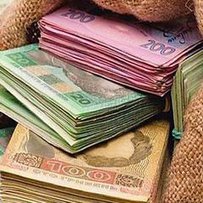 Бюджетний пиріг поділили на всіх