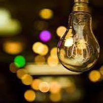  Стартував новий етап обміну ламп: Пенсіонери в містах вже можуть отримати ще по 5 LED-ламп у відділенях Укрпошти