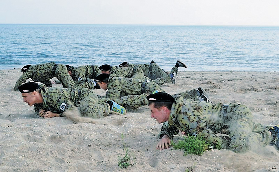 Юнаки з різних країн показали рівень своєї виучки. Фото з сайту army.unian.net