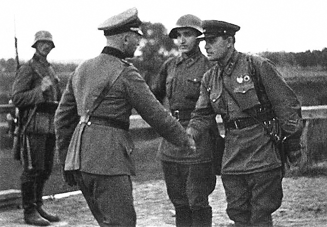 Червоні командири і гітлерівські офіцери — поки що союзники