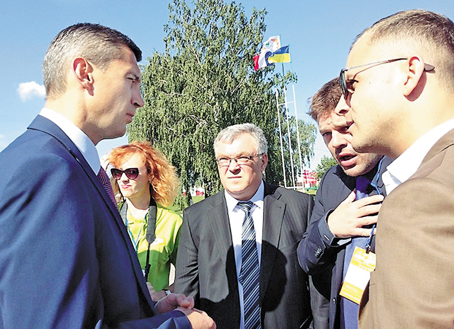 Інвестори та представники влади знаходять спільну мову. Фото з сайту oda.ck.ua