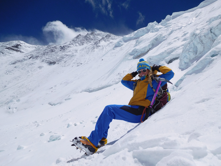 Ірина Галай, перша українка, яка зійшла на Еверест. Фото з сайту vk.com