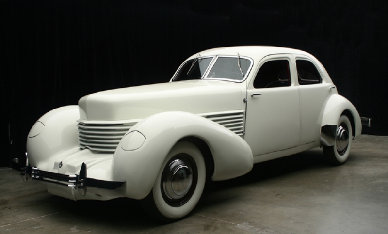         1937 cord 812