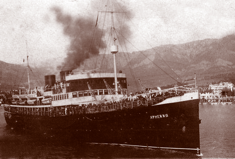 Пасажири теплохода «Армения», що в довоєнний час обслуговував маршрут Одеса — Батумі, не знали, що корабель стане однією з найбільших братських могил у світі.